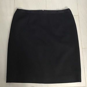 Women’s Pencil Skirt.